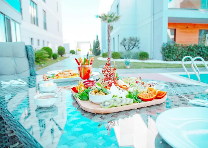 Green Hills Suites