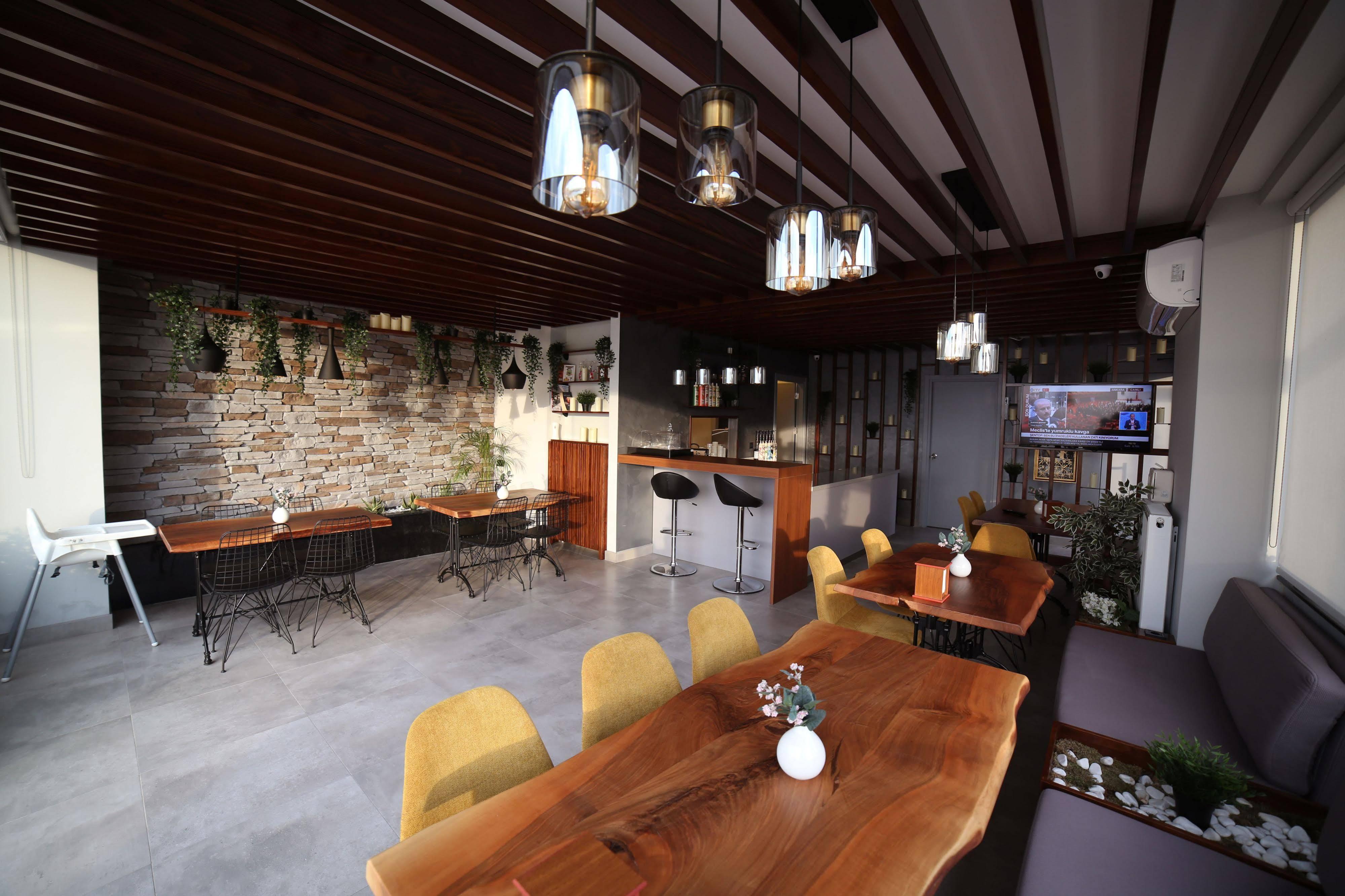 Hills Hotel